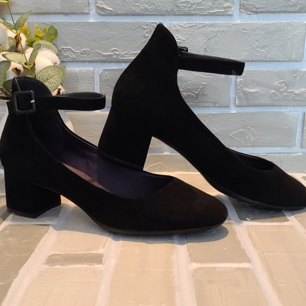 Rockport Total Motion Pumps